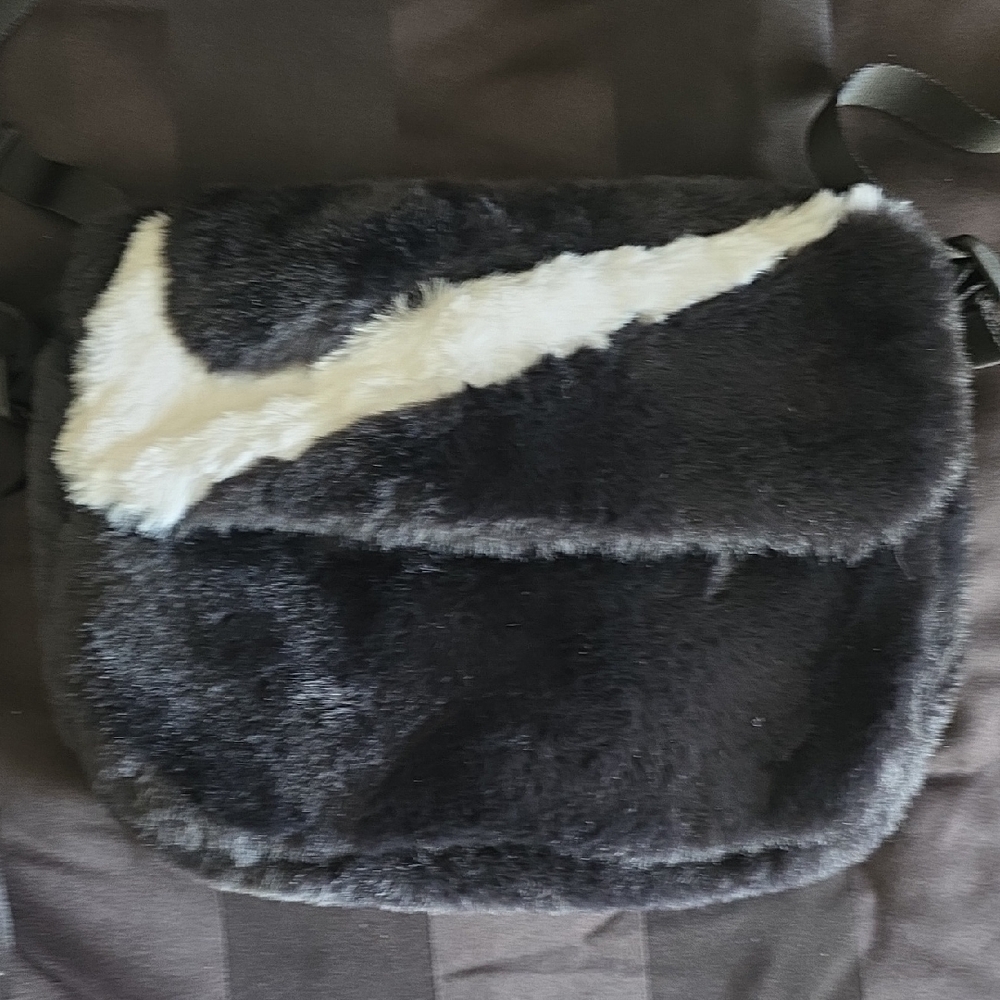 Nike Furry Bag